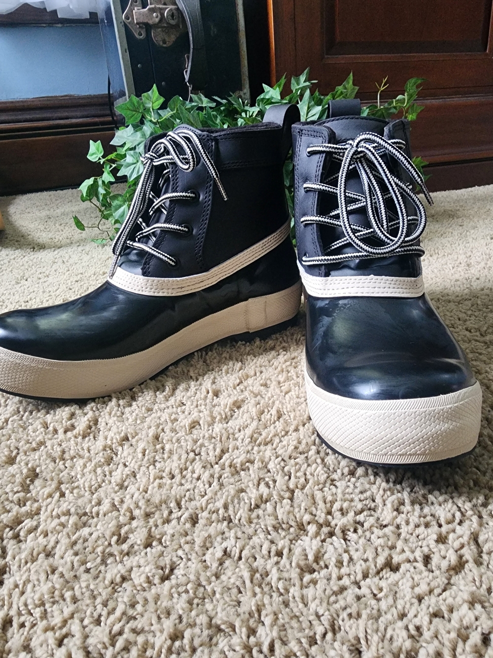 Waterproof Black & Cream Lace-Up Winter Rain Boots - Picture 4 of 13